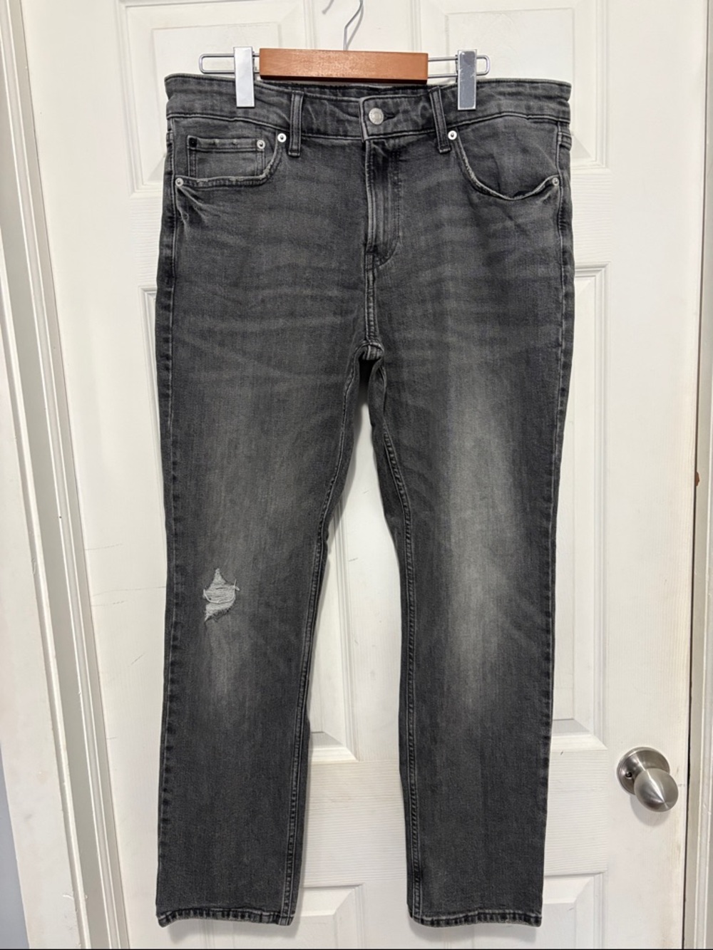 Calvin Klein Women’s Grey Washed Slim Jeans